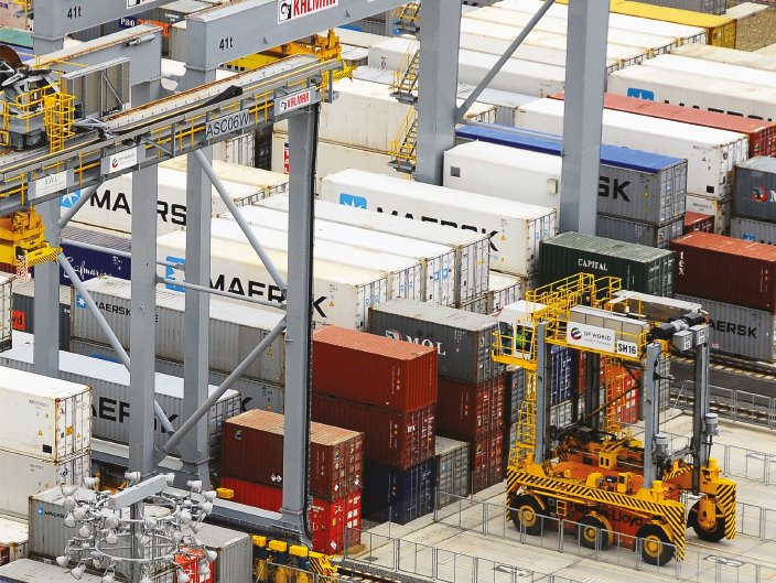 Kalmar Dp World London Gateway Case Study Kalmarglobal Kalmar Dp World London Gateway Case Study Kalmarglobal